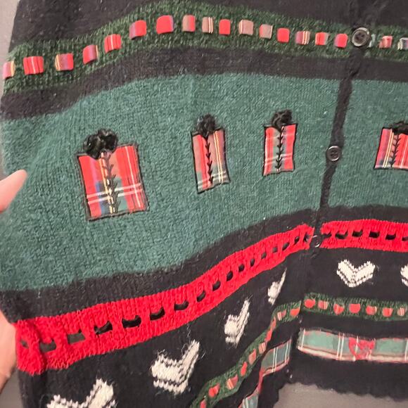 vintage 2XL women's plus size Christmas v neck  sweater vest green black red - Picture 2 of 5